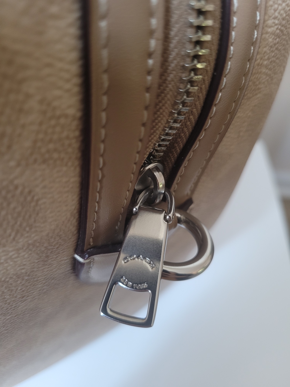 Coach Large Rowan Satchel Bag in Signature Canvas CV959 - Picture 6 of 16